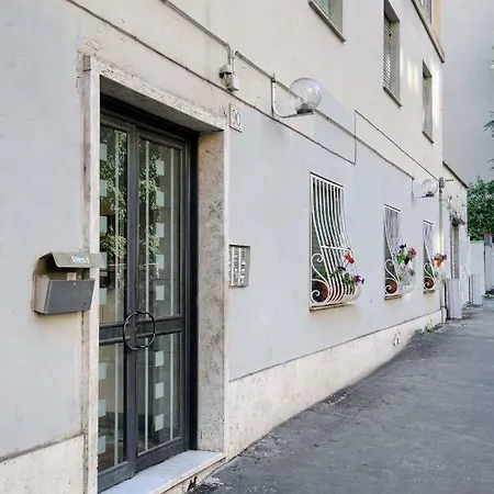 Appartamento Turistico Di Lulu Rome Exterior photo