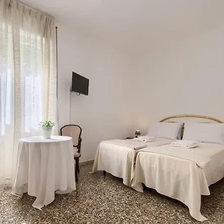 Appartamento Turistico Di Lulu Rome Exterior photo